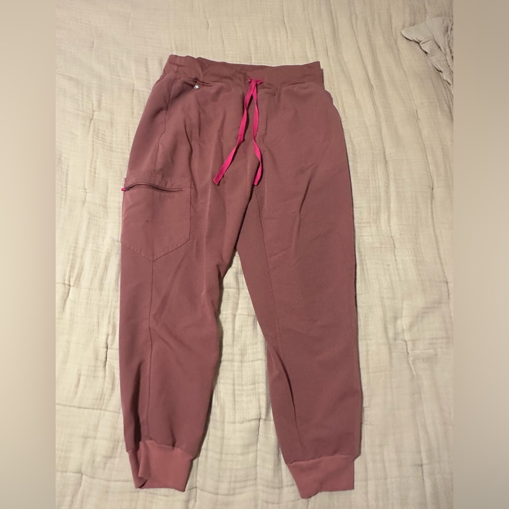 Figs high waisted Zamora jogger scrub pant - large petite - mauve